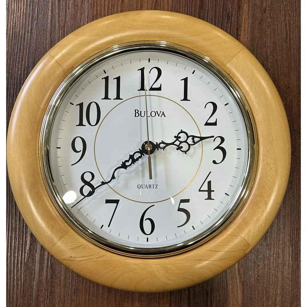 Bulova C4461 Wooden Analog Wall Clock Quartz. Works Tested